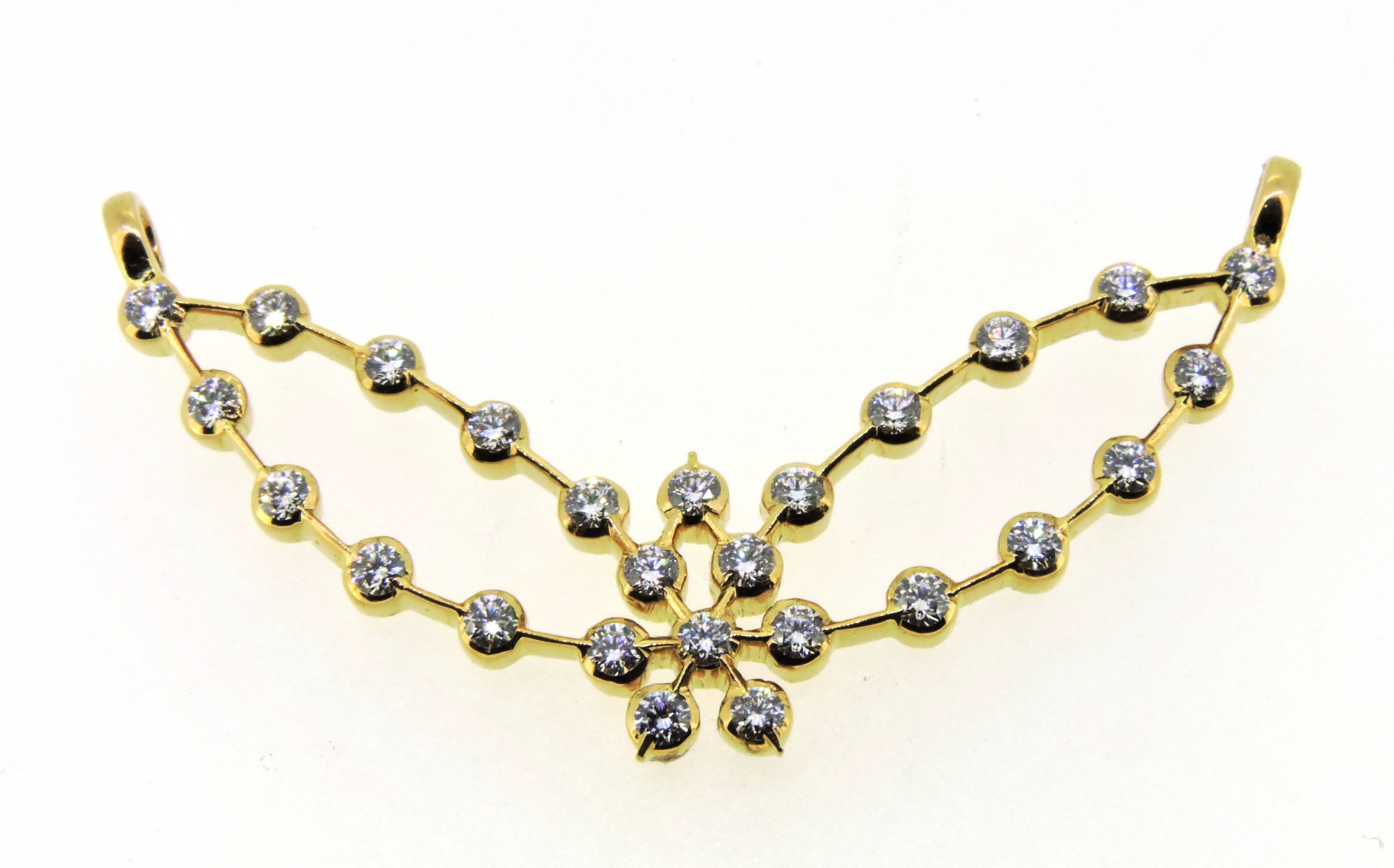 trendy necklace for all occasions